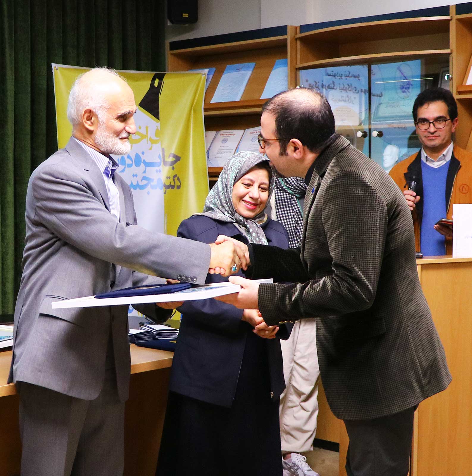 «استودیو نیک‌سو» برندۀ «جایزۀ دوسالانه دکتر مجتبی معین» شد