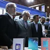 وزیر علوم از غرفه سامانه جامع خیر ایران در جشنواره ملی حرکت بازدید کرد