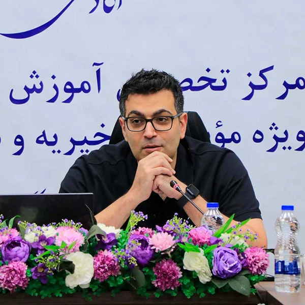 کیخانزاده در دومین جلسه کارگاه آموزشی «رهبری مؤثر» از گفتوگوی سازنده گفت