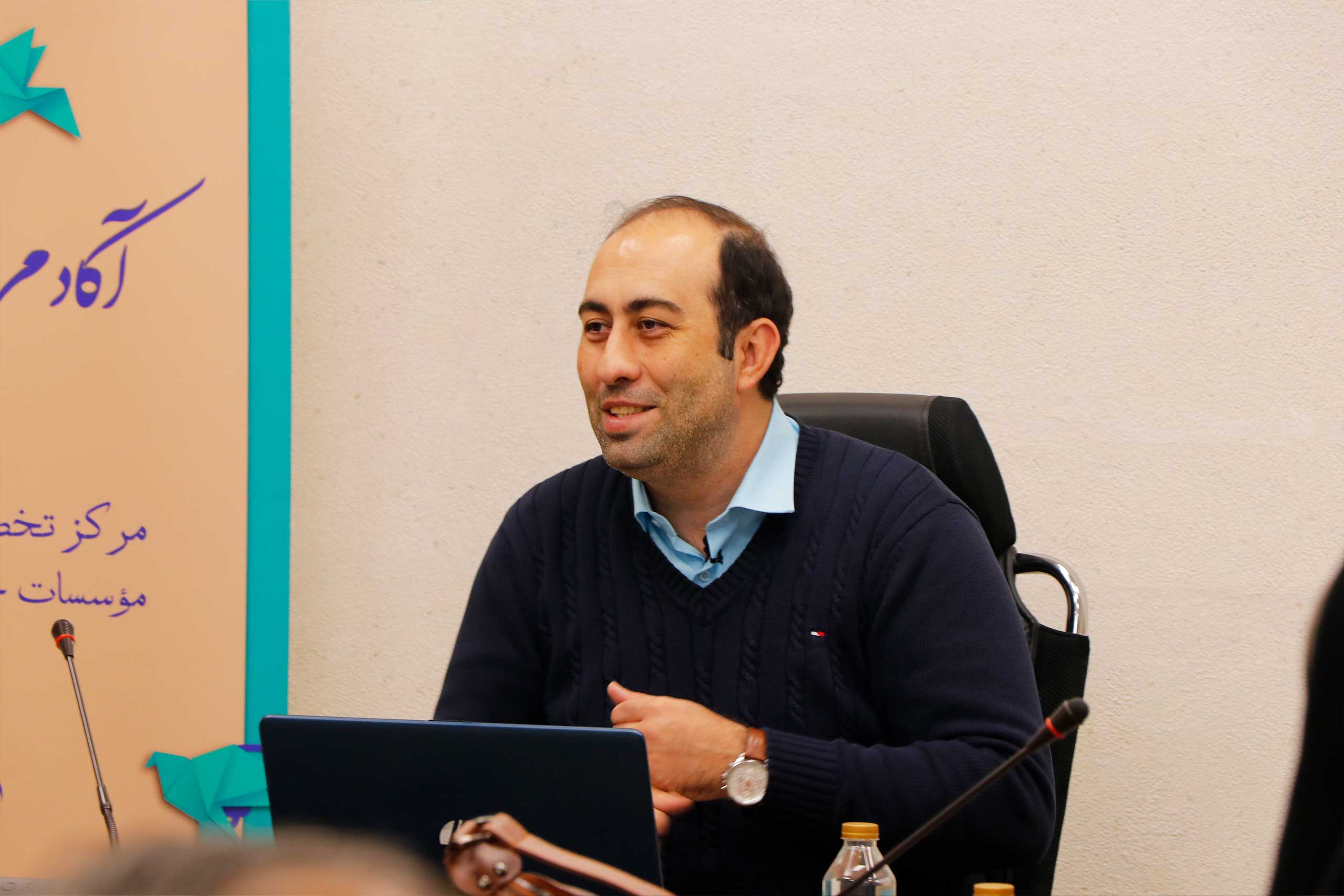 کارگاه «ارتباط مؤثر و سازنده در سازمان‌های مردم‌نهاد و خیریه‌ها» برگزار شد