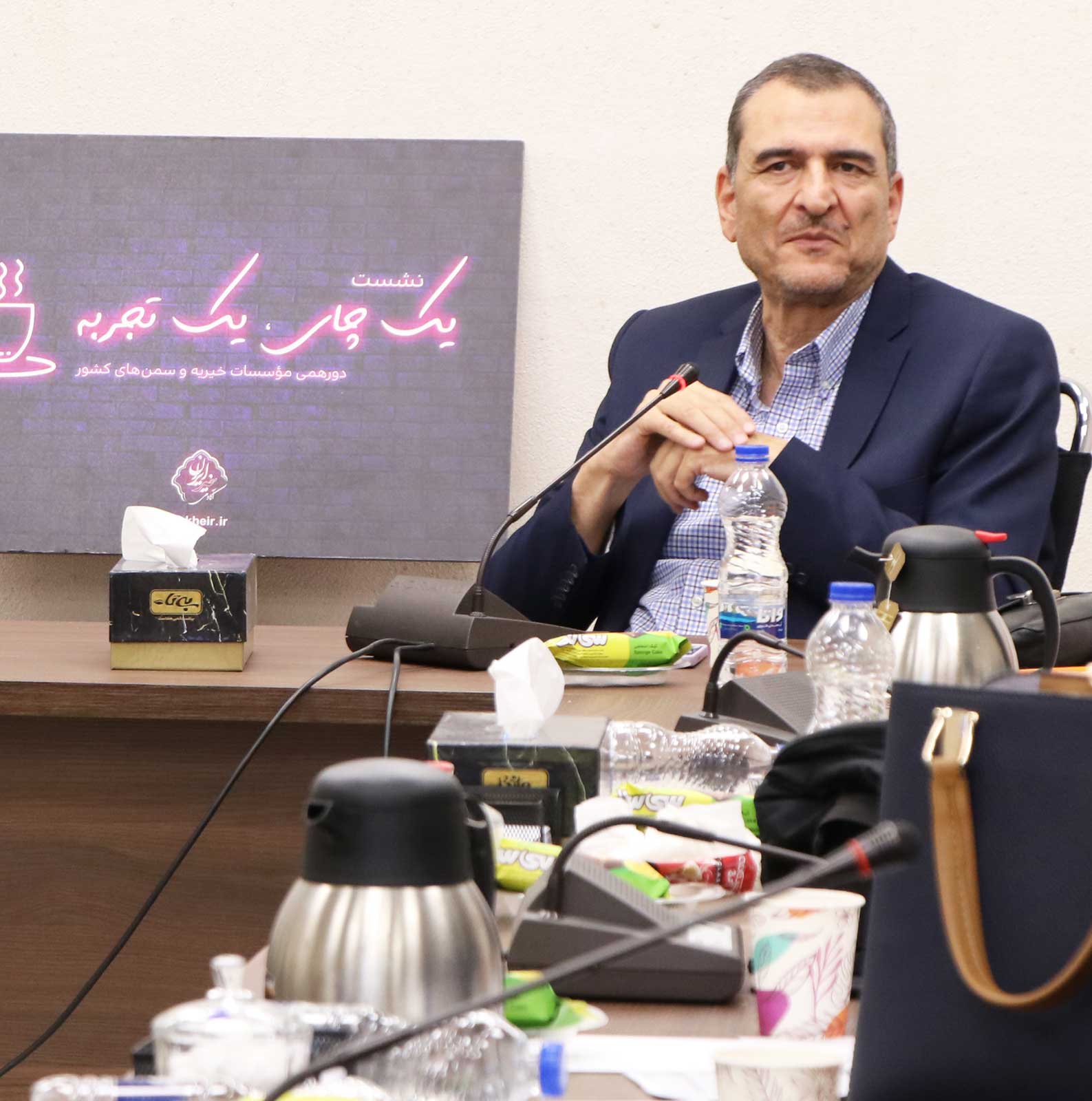 رویکرد خیریه بارقه نور  ریشه‌کن‌کردن فقر و توسعه پایدار است