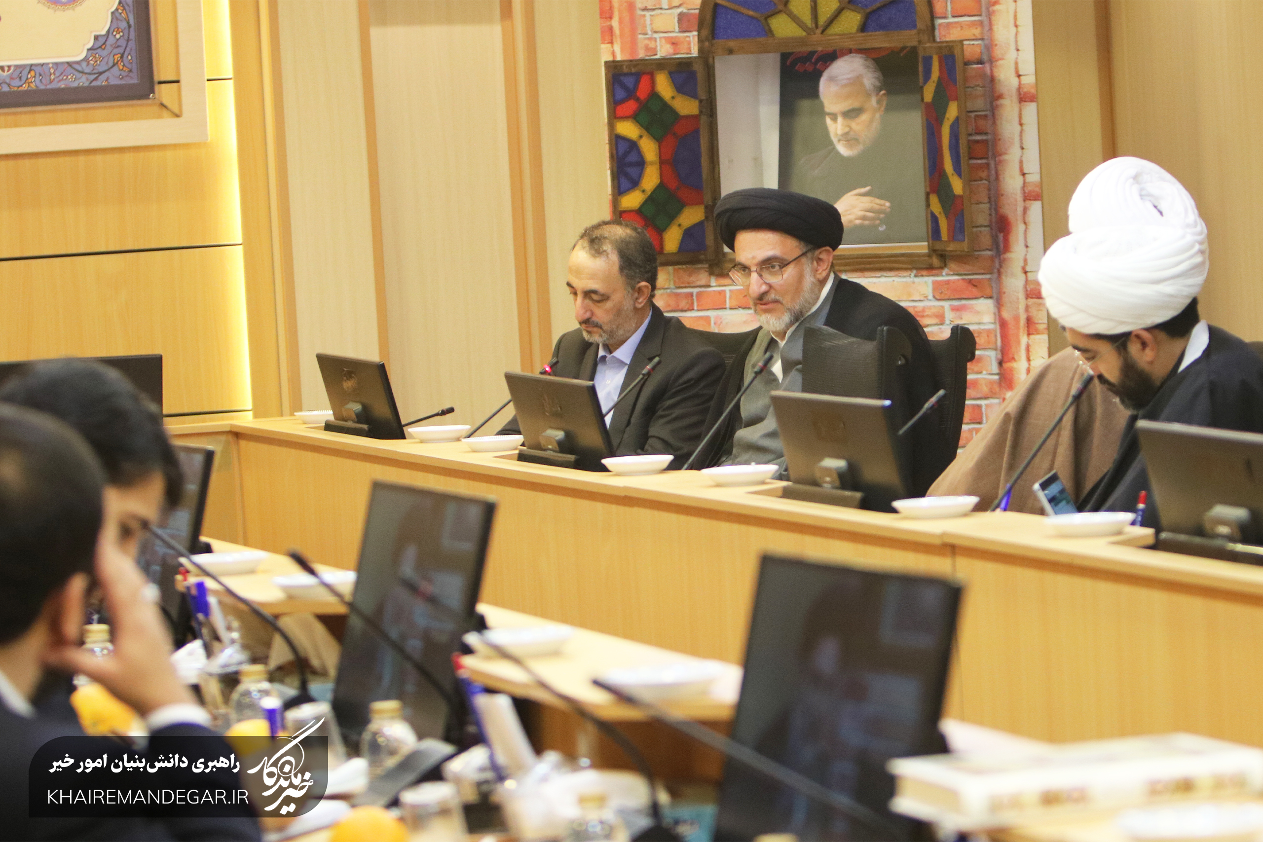 فتاوای راهگشای رهبری در وقف‌های نوین / ظرفیت وقف و نیکوکاری برای تولید و اشتغال