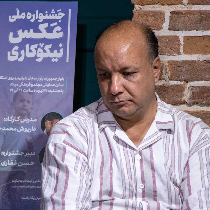 محمدخانی در جمع عکاسان کرج از عینیت‌گرایی و ذهنیت‌گرایی در عکاسی گفت