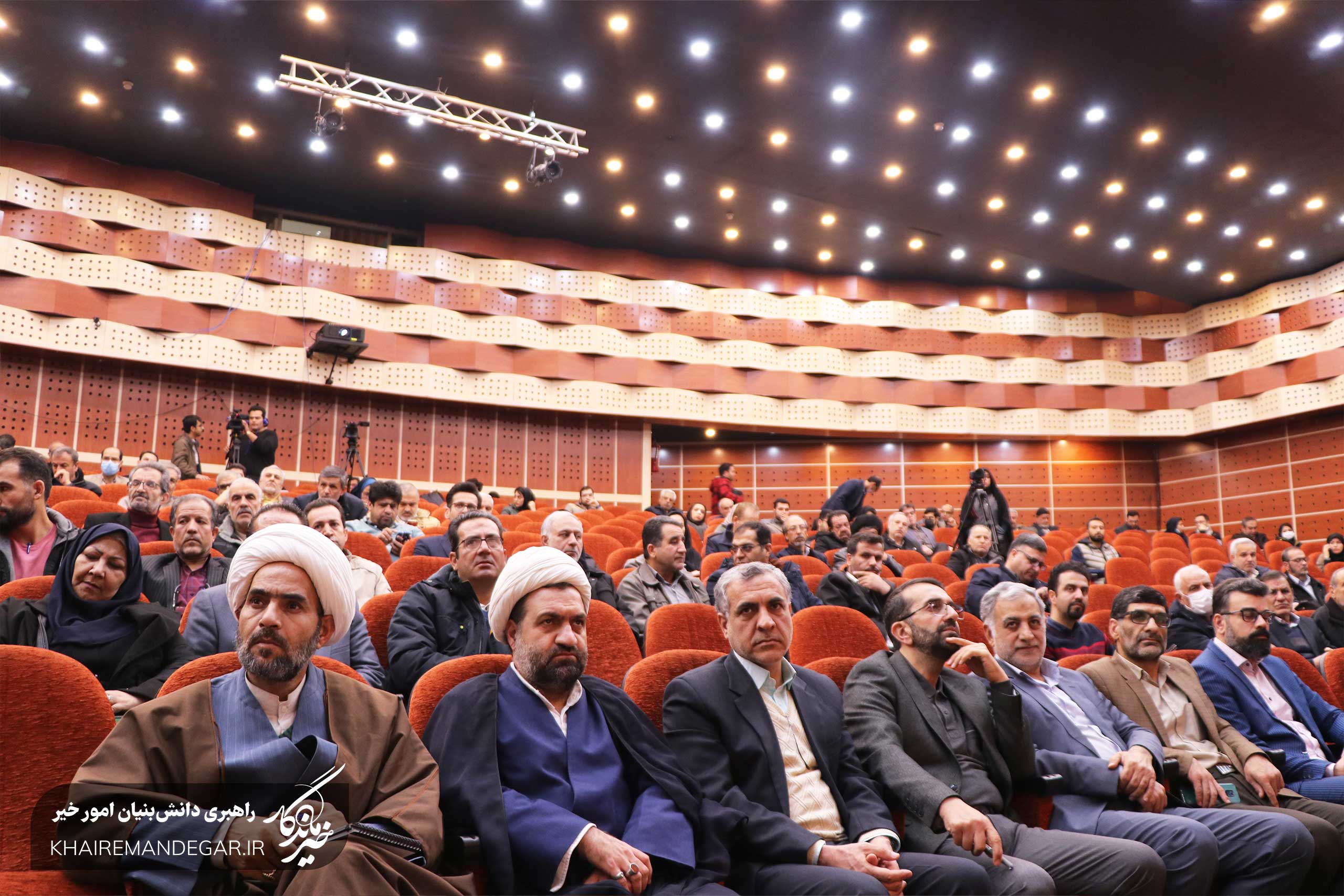 کارگاه‌های آموزشی ویژه فعالان نیکوکاری در استان مرکزی برگزار شد